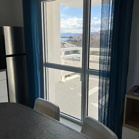 Port Superbe T3 Climatise Proche Et Commerces Apartment